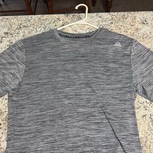 Reebok Men’s Gray Space-Dye Performance Short Sleeve Tee